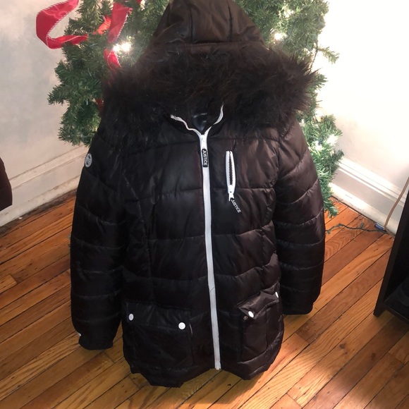 Winter coat - Picture 1 of 5
